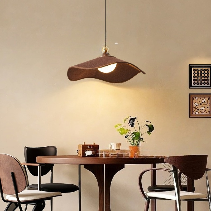 Lustre de restaurant à protect - Switching Coffee To Tea avis et prix